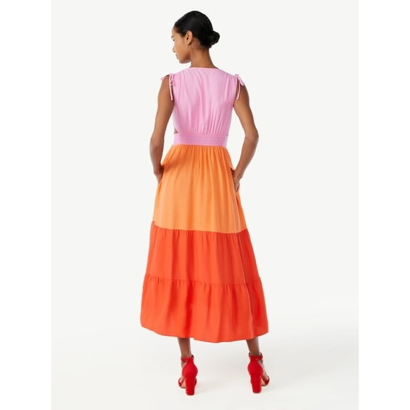 Color Blocked Dress with Side Cut Outs - Picture 4 of 6